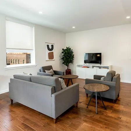 Kislak 403 Luxurious 2Br Retreat Above The City Newark Exterior photo